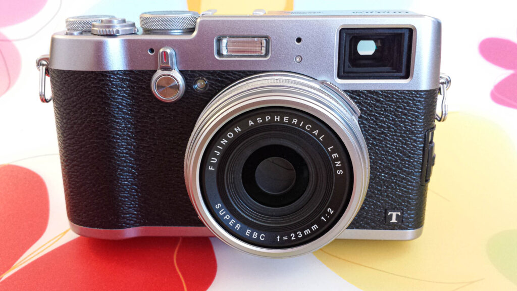 Fujifilm X-T100