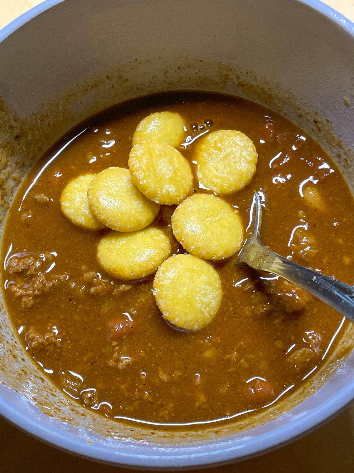 Chili and Crackers