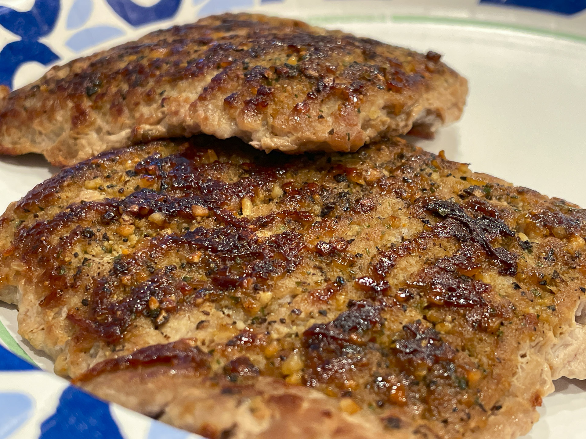 Garlic & Brown Sugar Chicken Burgers