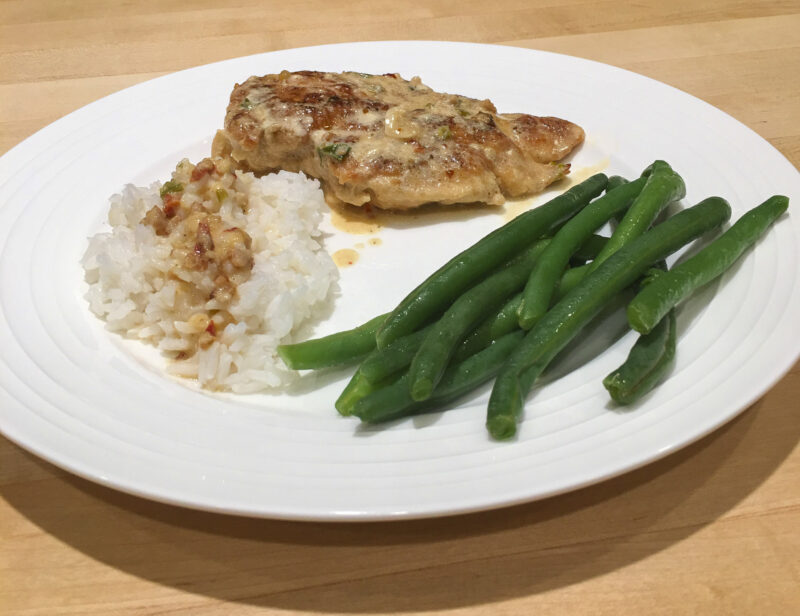 Garlic Chicken, Green Beans, Rice