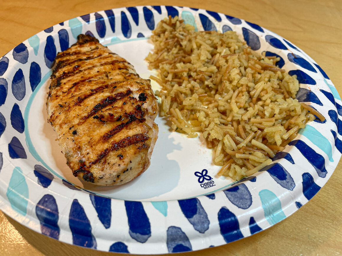 Grilled Chicken Breast w/Rice