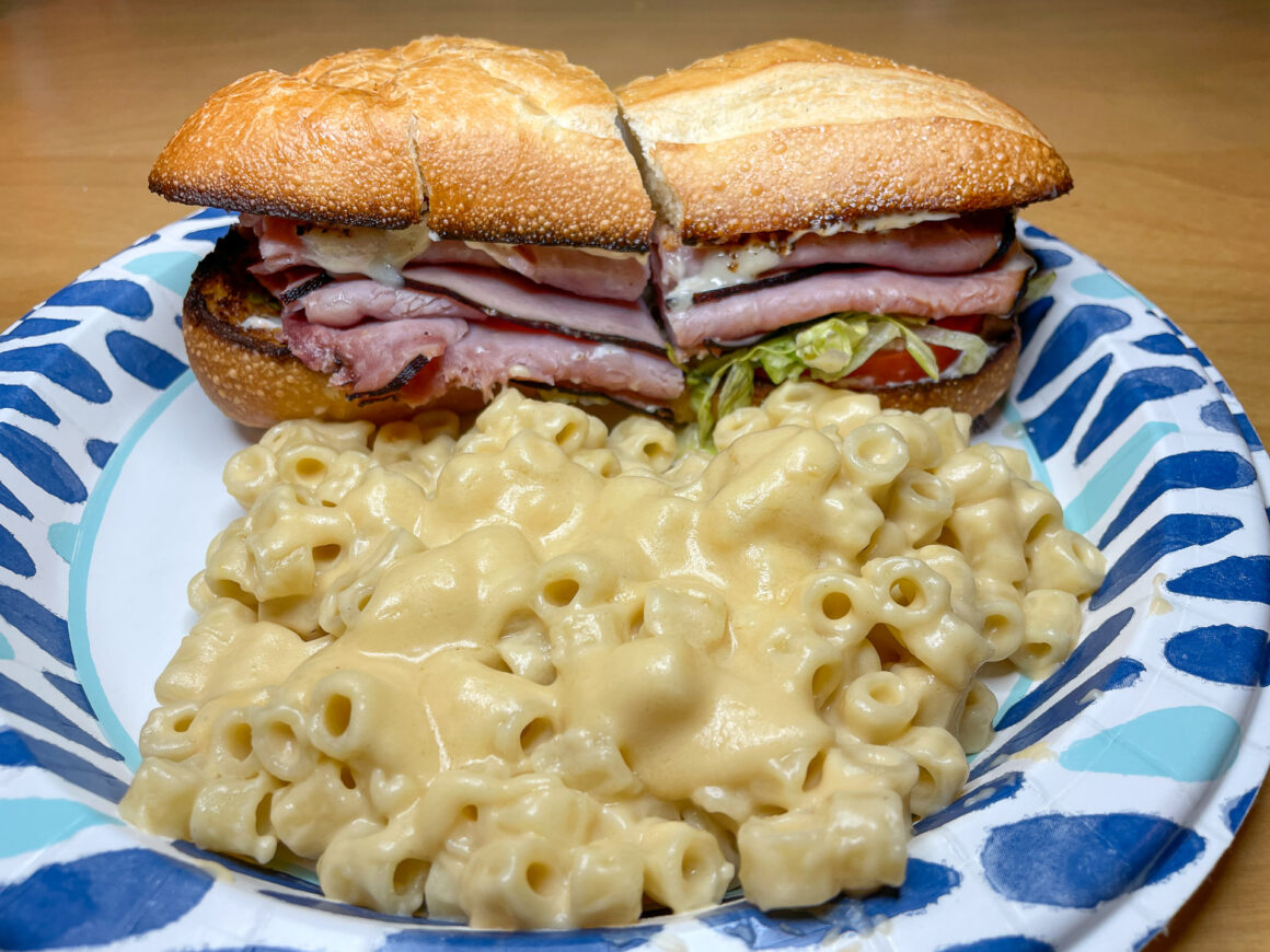 Roast Ham on Toasted Roll with Mac and Cheese