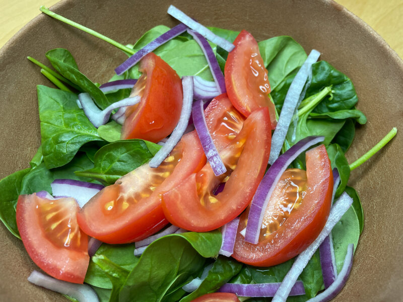 Spinach Salad with Tomatoes