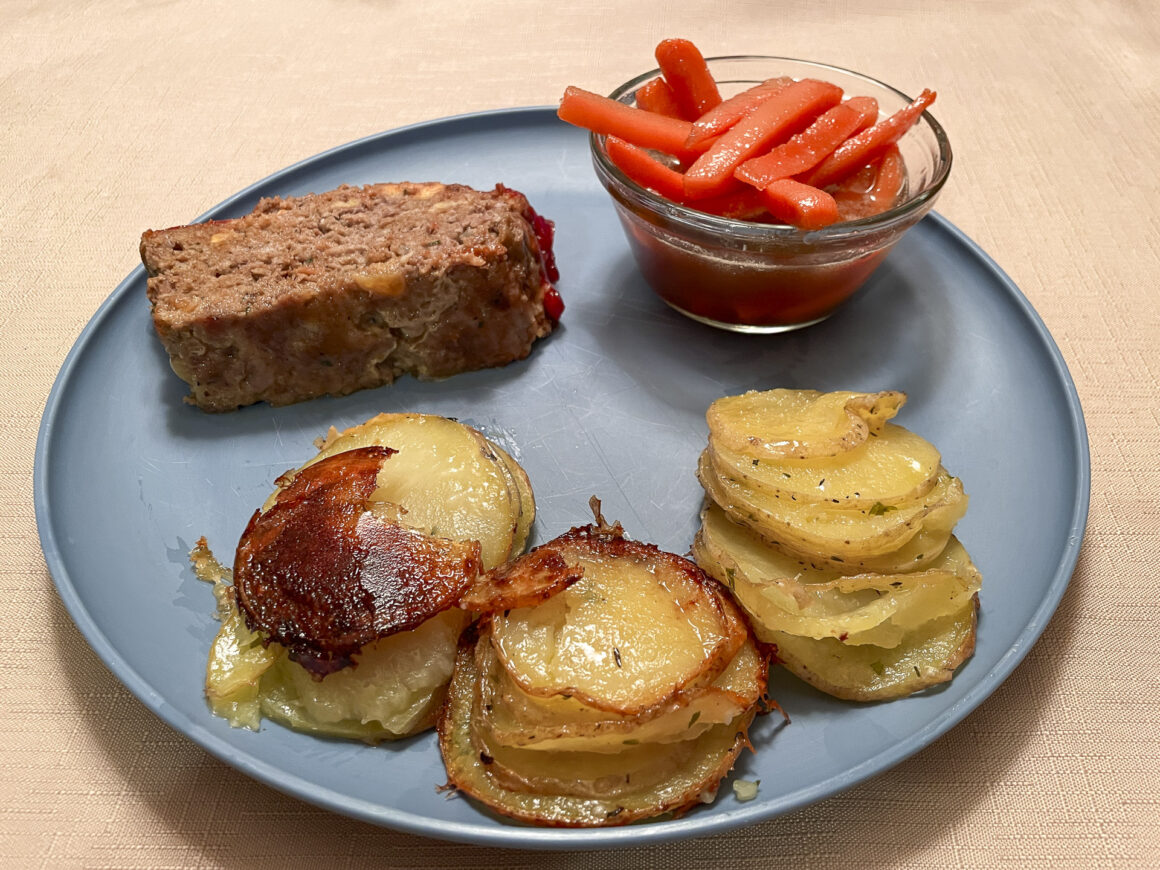 Meatloaf Potatoes Carrots