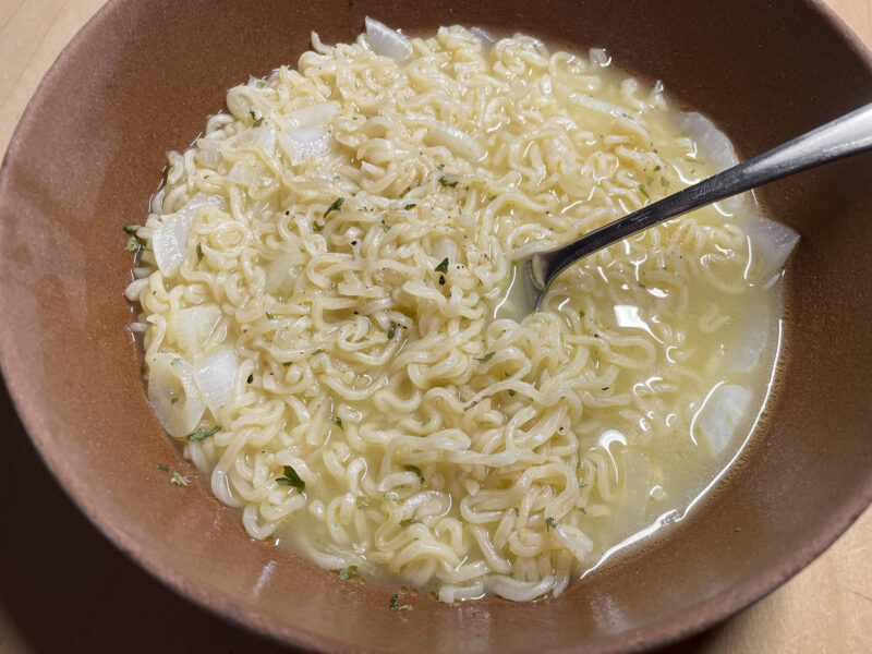 Top Ramen Noodles w/Sweet Onion