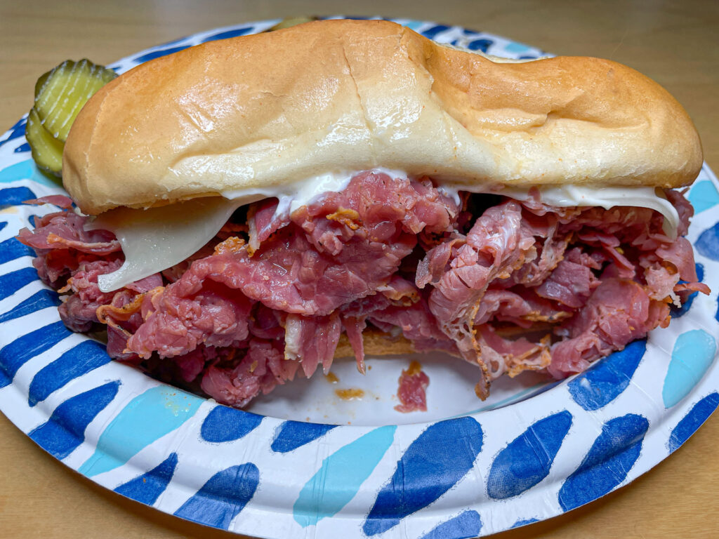 Pastrami w/Mayo on Hoagie Roll