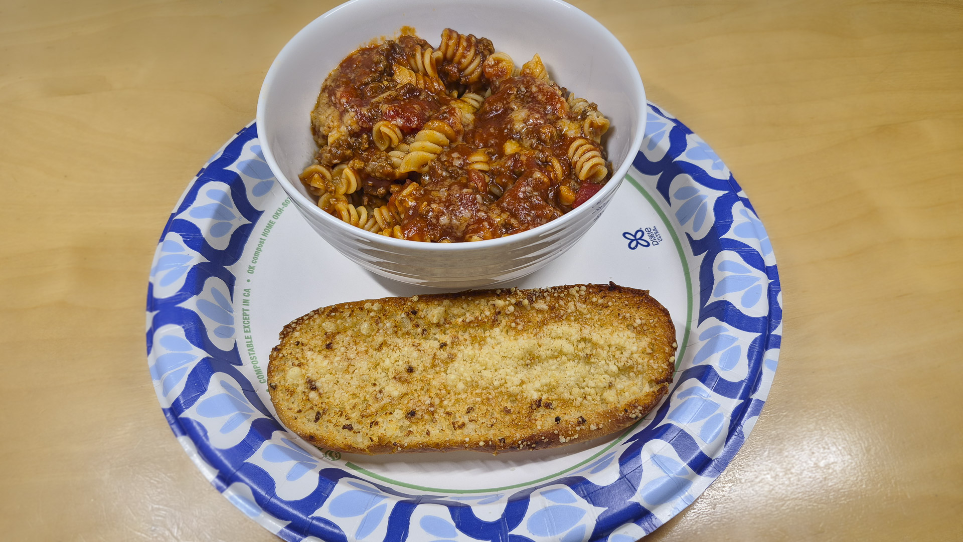 Pasta w/Meat Sauce