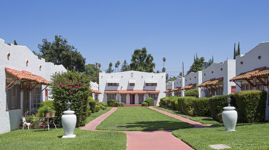 Regal Court Bungalows