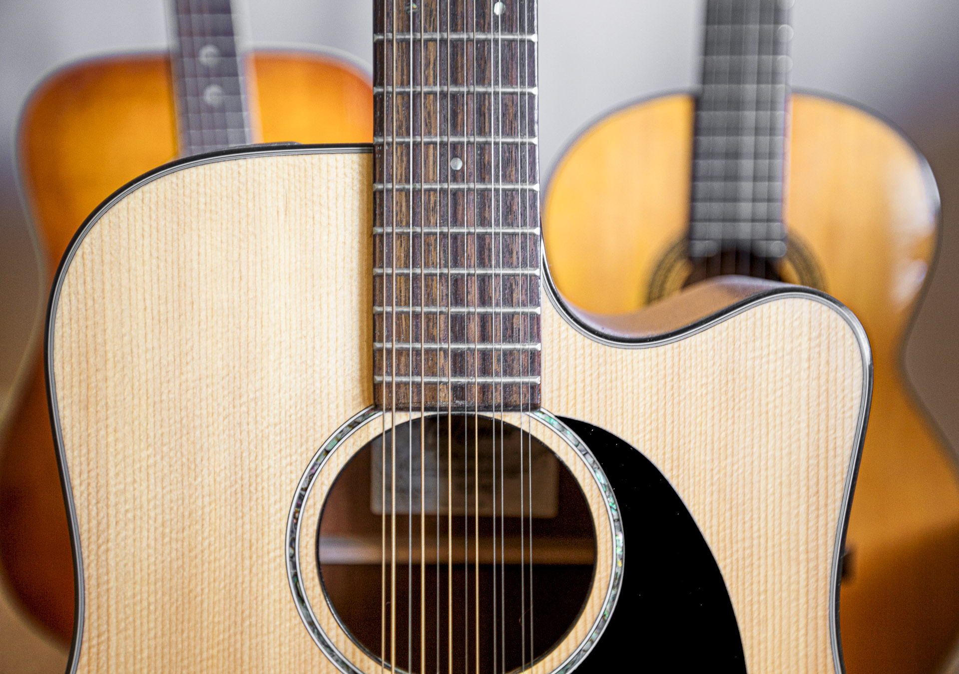 12-string Guitar